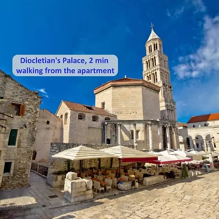 Cool Attic Marina In The Heart Of Appartement