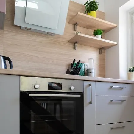 Cool Attic Marina In The Heart Of Appartement