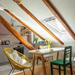 아파트 Cool Attic Marina In The Heart Of