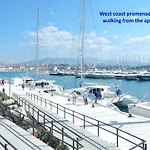 Cool Attic Marina In The Heart Of