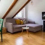 Cool Attic Marina In The Heart Of 스플리트