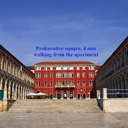 Cool Attic Marina In The Heart Of *