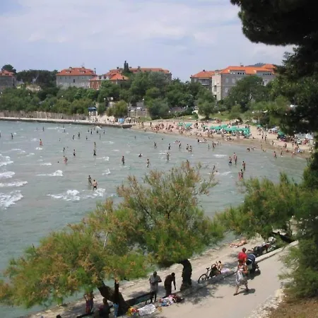 Cool Attic Marina In The Heart Of شقة *