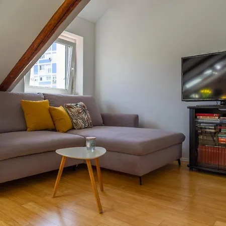 شقة Cool Attic Marina In The Heart Of *