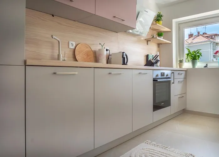 Appartement Cool Attic Marina In The Heart Of