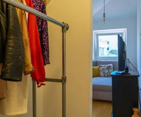 Cool Attic Marina In The Heart Of Appartement