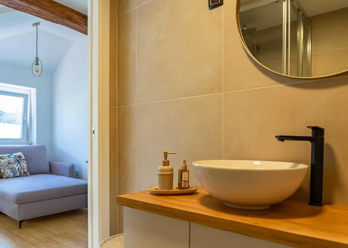 Cool Attic Marina In The Heart Of Appartement *